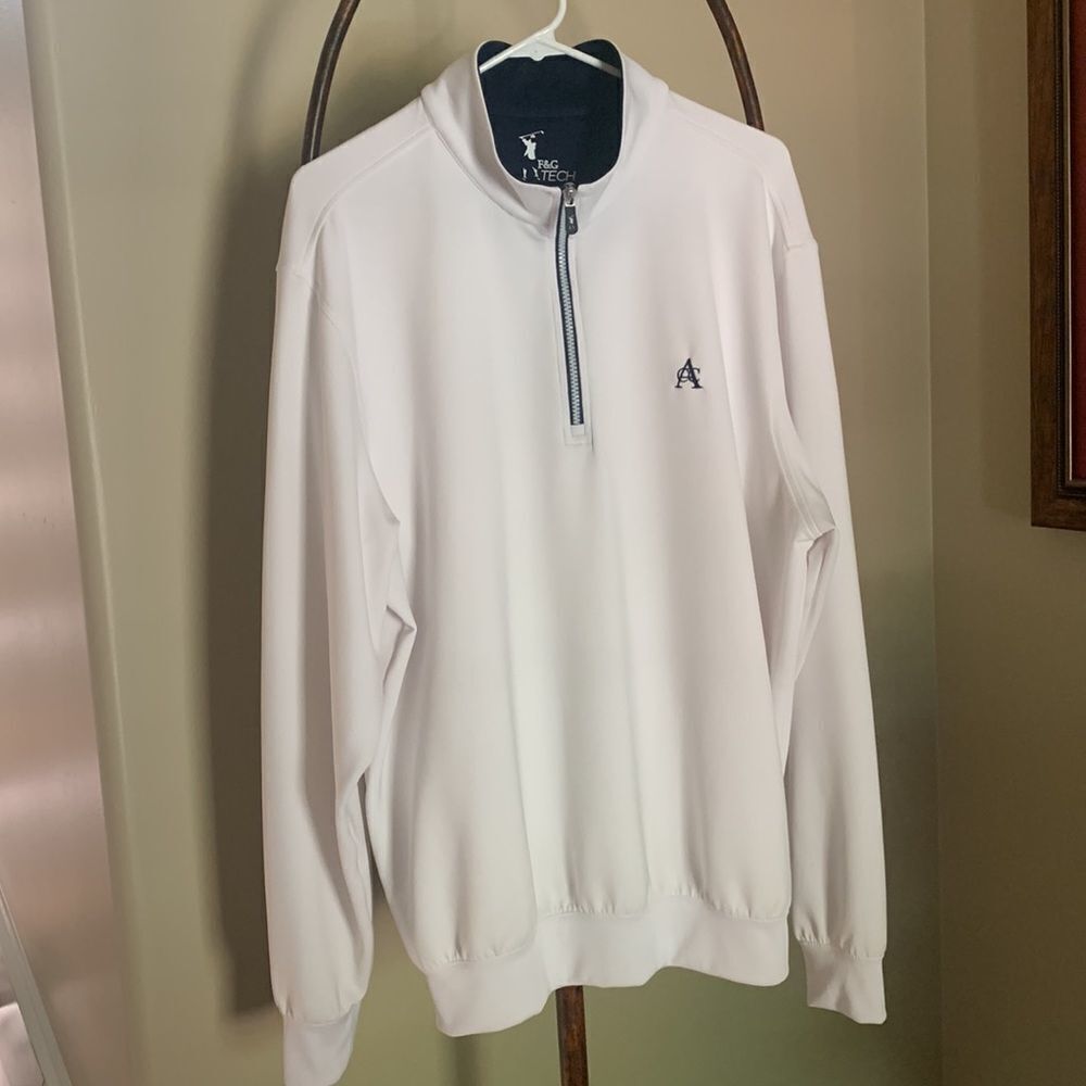 White  Half  Zip Pullover. XL